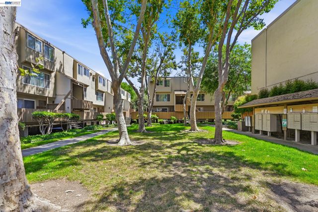 4415 Norwalk Dr 3, San Jose, CA 95129