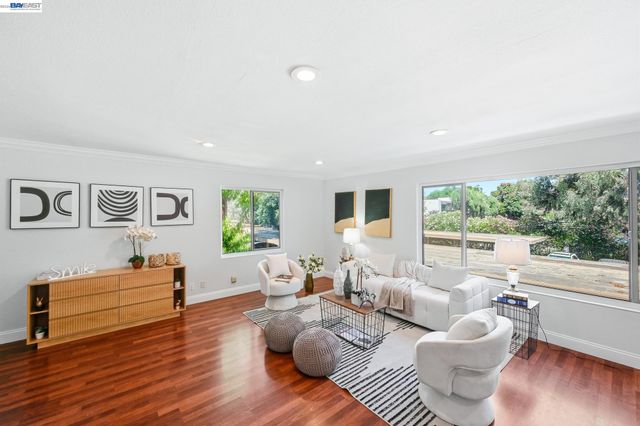 4415 Norwalk Dr 3, San Jose, CA 95129