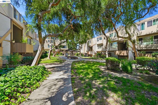 4415 Norwalk Dr 3, San Jose, CA 95129
