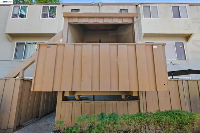 4415 Norwalk Dr 3, San Jose, CA 95129