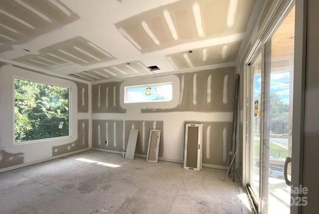 221 Walnut Avenue D, Charlotte, NC 28208