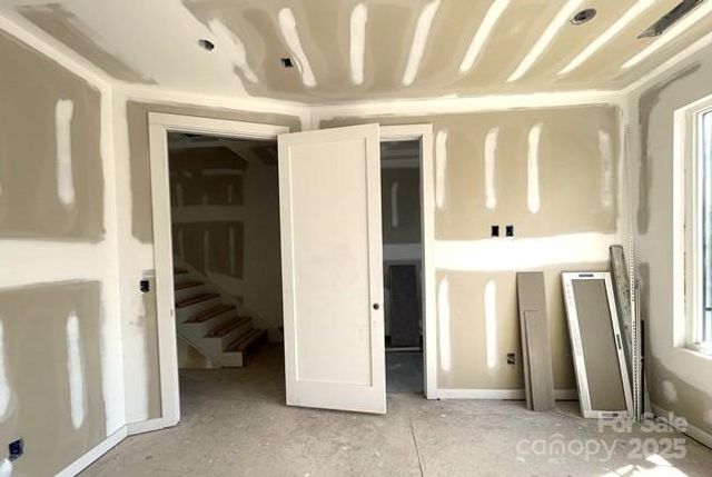 221 Walnut Avenue D, Charlotte, NC 28208