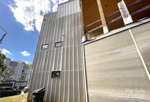 221 Walnut Avenue D, Charlotte, NC 28208