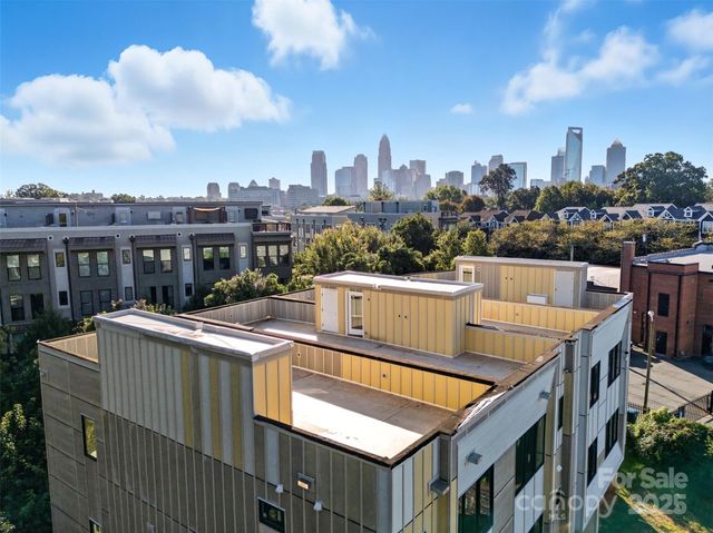 221 Walnut Avenue D, Charlotte, NC 28208