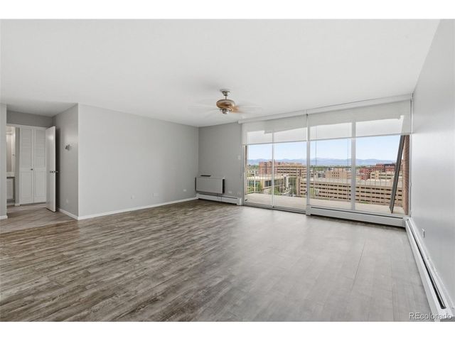 955 Eudora St 1105, Denver, CO 80220