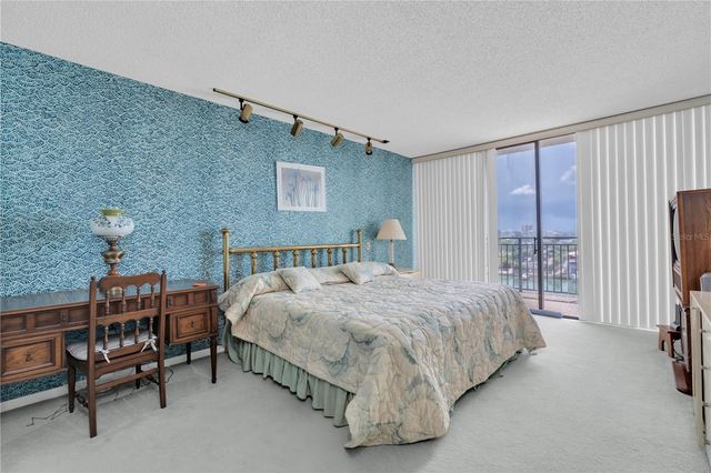 7600 BAYSHORE DRIVE 701, Treasure Island, FL 33706
