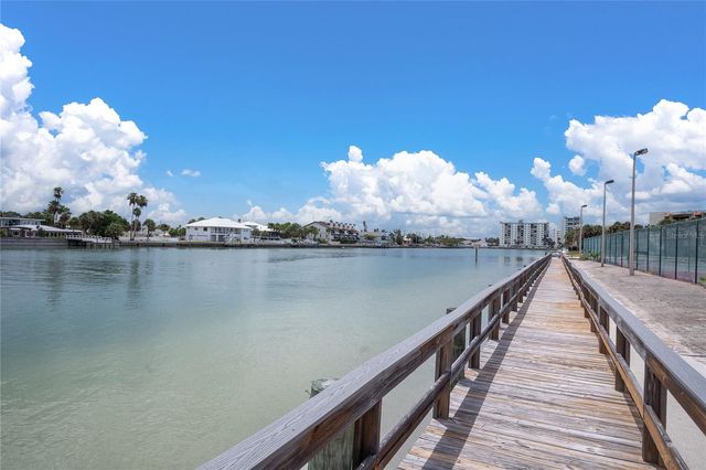 7600 BAYSHORE DRIVE 701, Treasure Island, FL 33706