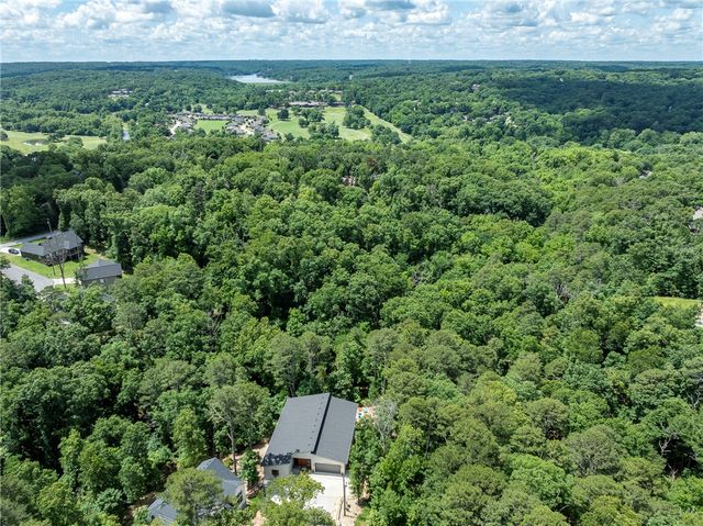 37 Shropshire Drive, Bella Vista, AR 72714