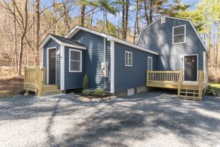 8 Goss Street, Claremont, NH 03743