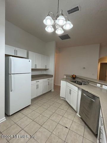 1837 CREEKVIEW Drive, Green Cove Springs, FL 32043