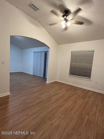 1837 CREEKVIEW Drive, Green Cove Springs, FL 32043