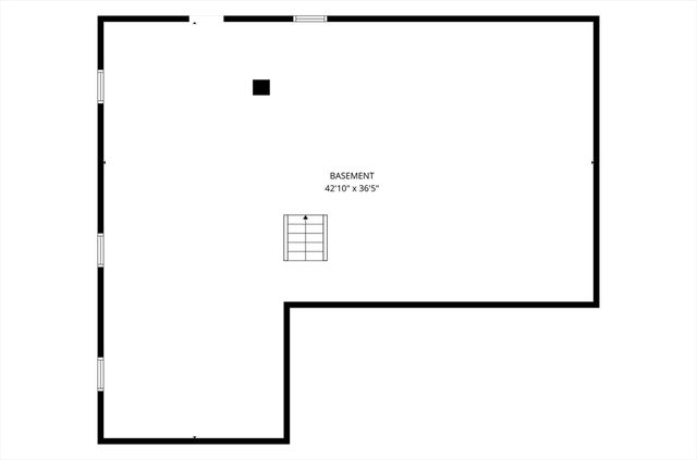 65 Plain St, Easthampton, MA 01027