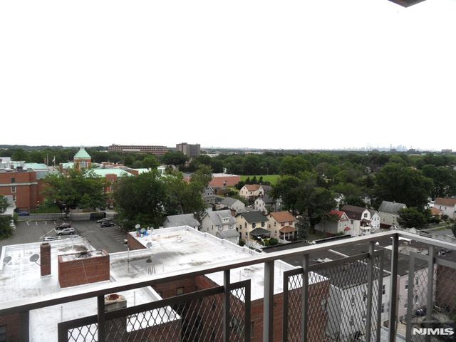 276 Prospect Street, East Orange, NJ 07017