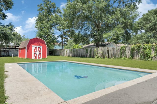 18931 Iris Ln Lane, Porter, TX 77365