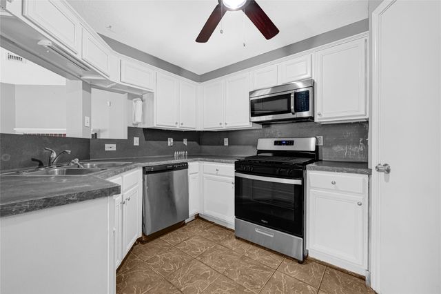 18931 Iris Ln Lane, Porter, TX 77365