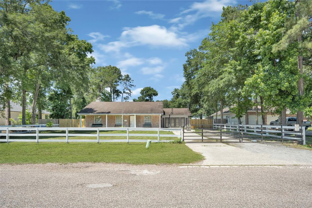 18931 Iris Ln Lane, Porter, TX 77365