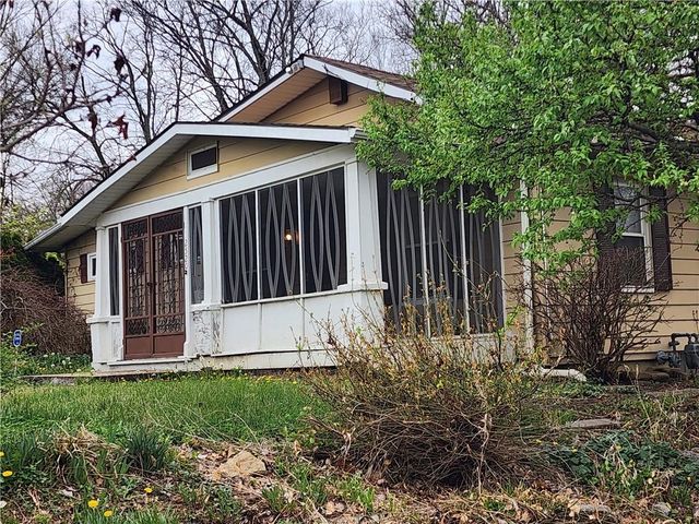 2520 N 27 Street, Kansas City, KS 66104