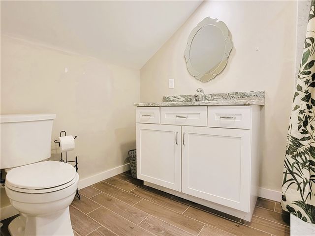 129 Connection Street, Newport, RI 02840