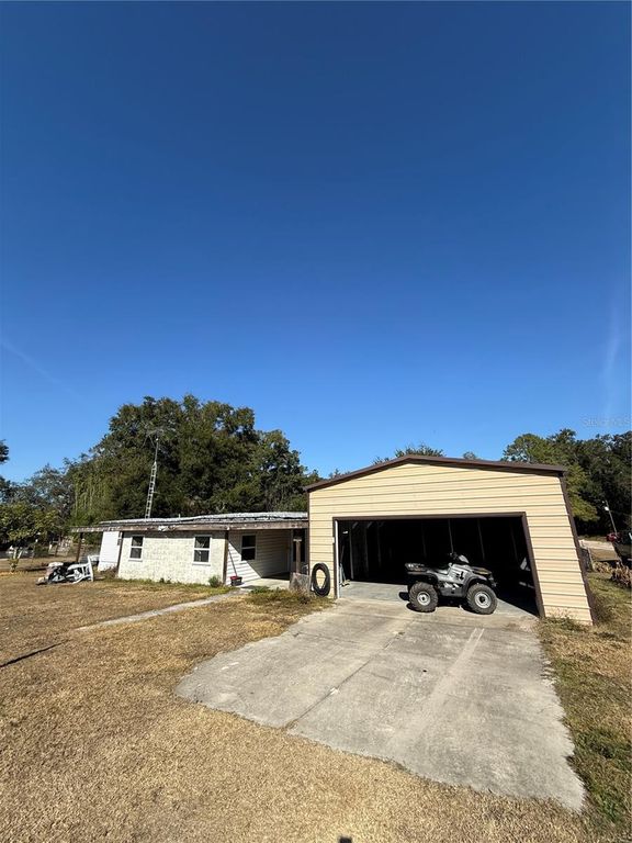 Image 1 of property listing at 6445 SE 173RD PLACE, Summerfield, FL 34491