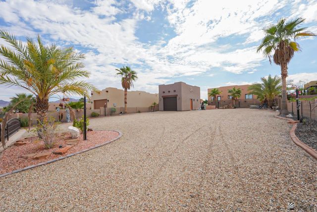 12729 E 49 St, Yuma, AZ 85367