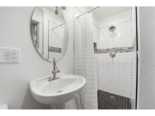 4635 W 38th Ave, Denver, CO 80212