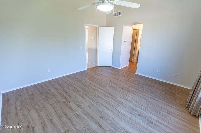 19432 N 50th Avenue, Glendale, AZ 85308