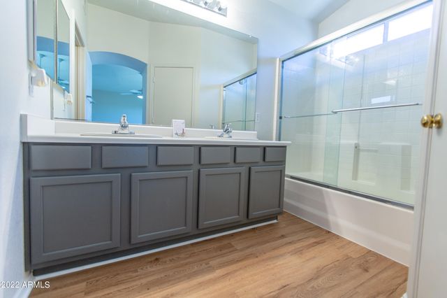 19432 N 50th Avenue, Glendale, AZ 85308