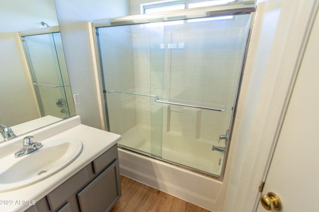 19432 N 50th Avenue, Glendale, AZ 85308