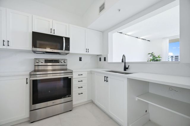 3020 NE 32nd Avenue 1407, Fort Lauderdale, FL 33308