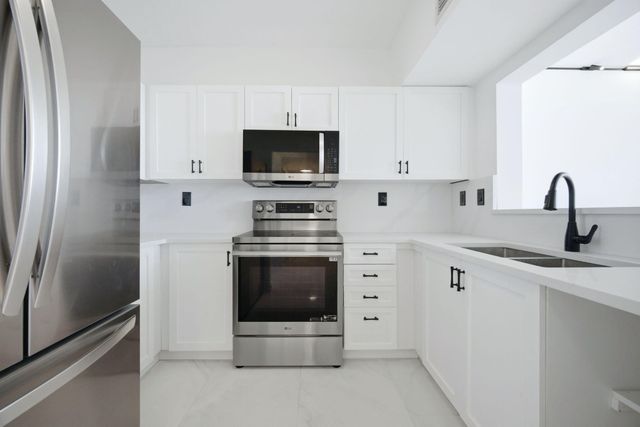 3020 NE 32nd Avenue 1407, Fort Lauderdale, FL 33308