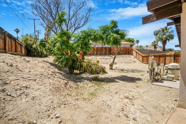 39120 Paradise, Cathedral City, CA 92234