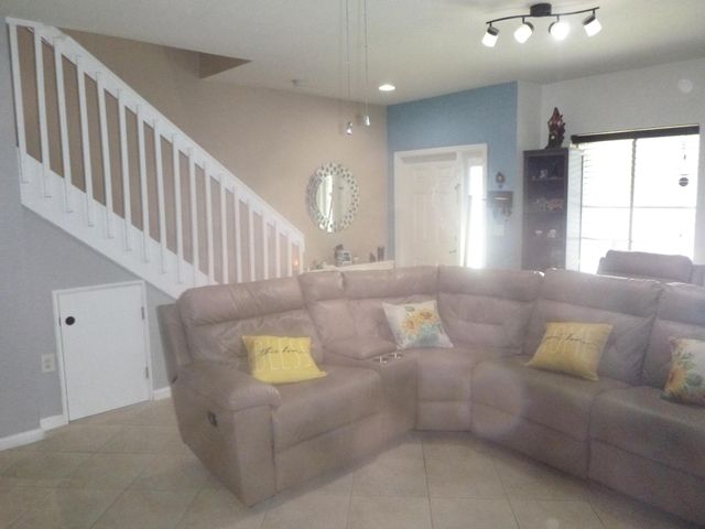 2589 SW 82nd Avenue 105, Miramar, FL 33025
