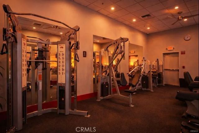 645 W 9th, Los Angeles, CA 90015