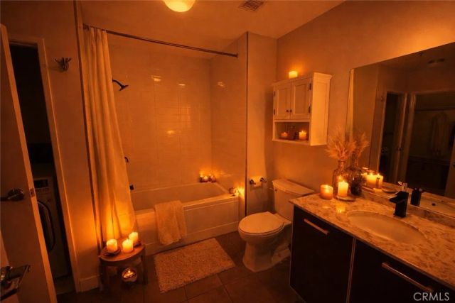 645 W 9th, Los Angeles, CA 90015