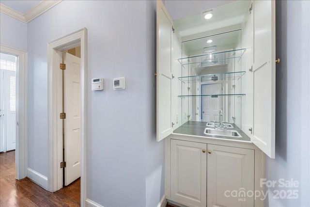 5922 Sharon Hills Road, Charlotte, NC 28210