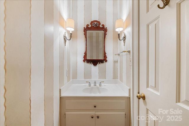 5922 Sharon Hills Road, Charlotte, NC 28210