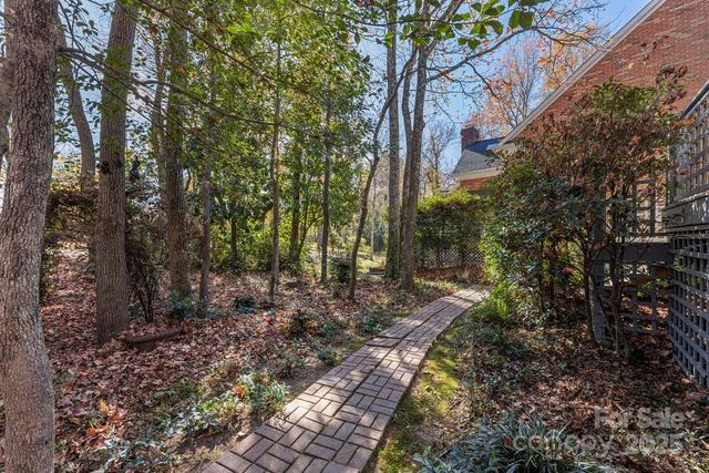 5922 Sharon Hills Road, Charlotte, NC 28210
