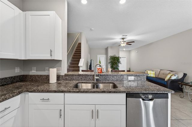 15519 PRESTWICK ROSE PLACE, Sun City Center, FL 33573