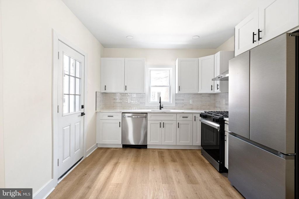 1633 S LINDENWOOD ST, PHILADELPHIA, PA 19143 — photo 5