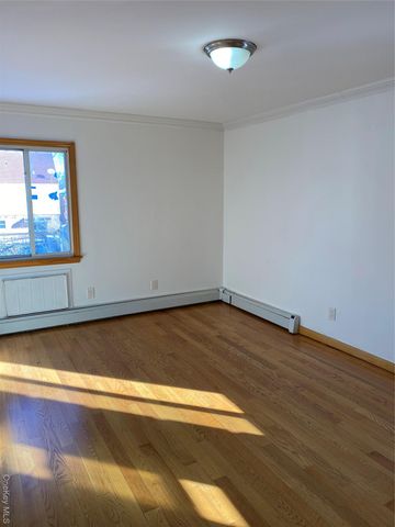 14541 Willets Point Boulevard, Whitestone, NY 11357