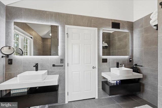 13 LONGWORTH COURT, West Creek, NJ 08092