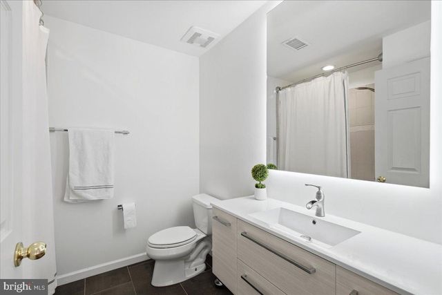 13 LONGWORTH COURT, West Creek, NJ 08092