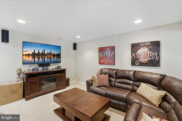 13 LONGWORTH COURT, West Creek, NJ 08092