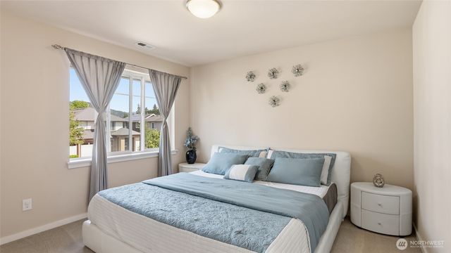 3709 NE 24th Street, Renton, WA 98056