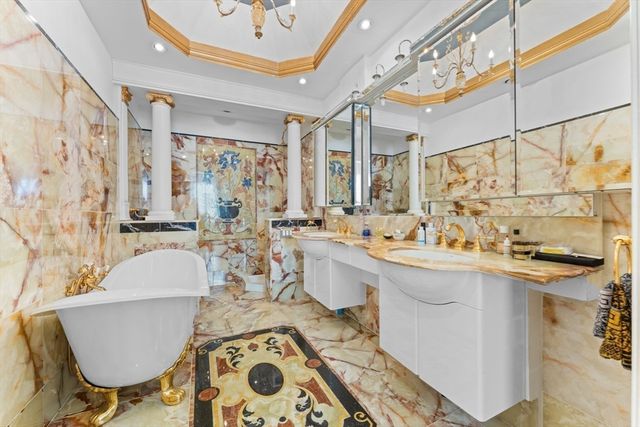 14 Marlborough St, Boston, MA 02116