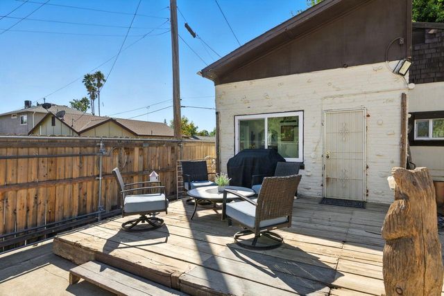 4037 42nd St, Sacramento, CA 95820