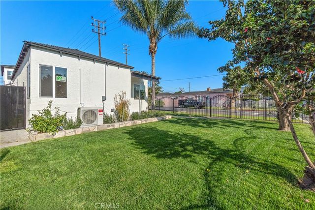 8921 Wadsworth, Los Angeles, CA 90002