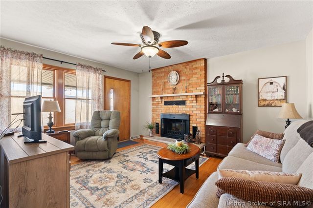 9529 Cooks Mill Road, Georgetown, IN 47122