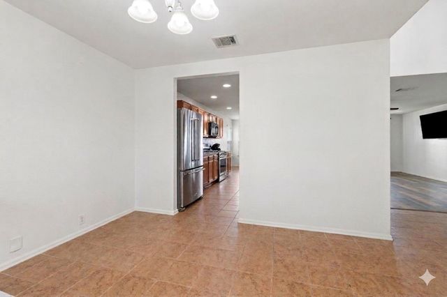 1121 Sweet Gum Dr, Kyle, TX 78640