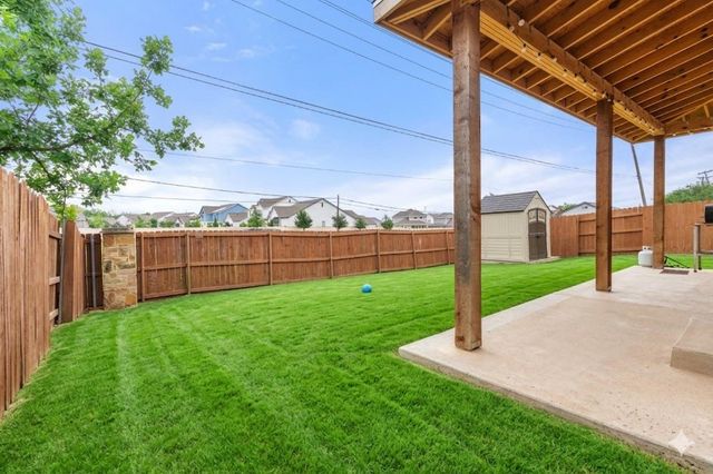 1121 Sweet Gum Dr, Kyle, TX 78640